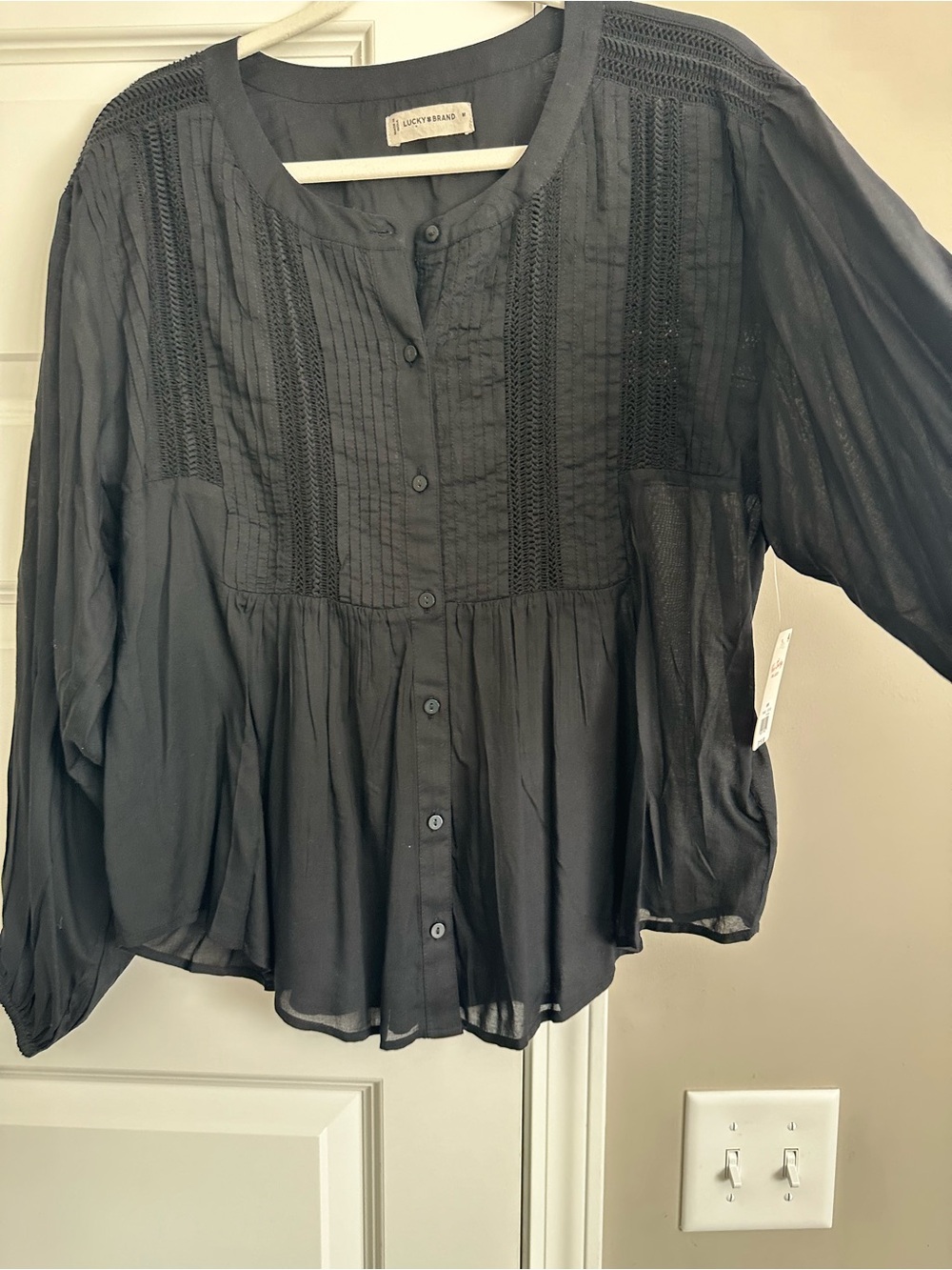 Lucky Brand Black Button-Front Peasant Blouse with Pintuck Lace NWT - Picture 5 of 12